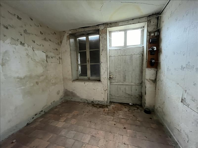 Vente Maison CHARENTON DU CHER - 6 pièces -120 m² - (18210)