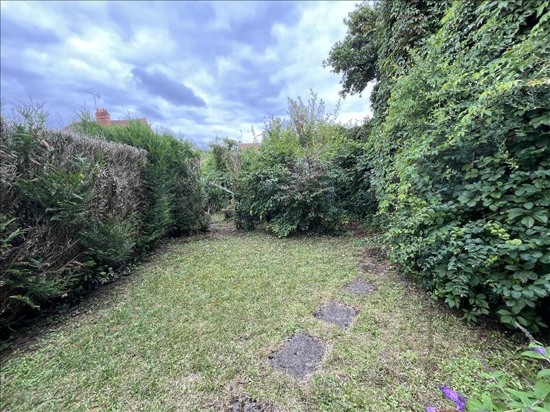 Vente Maison ST AMAND MONTROND - 5 pièces -121 m² - (18200)