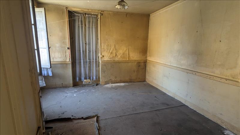 Vente Maison ST AMAND MONTROND - 2 pièces -32 m² - (18200)