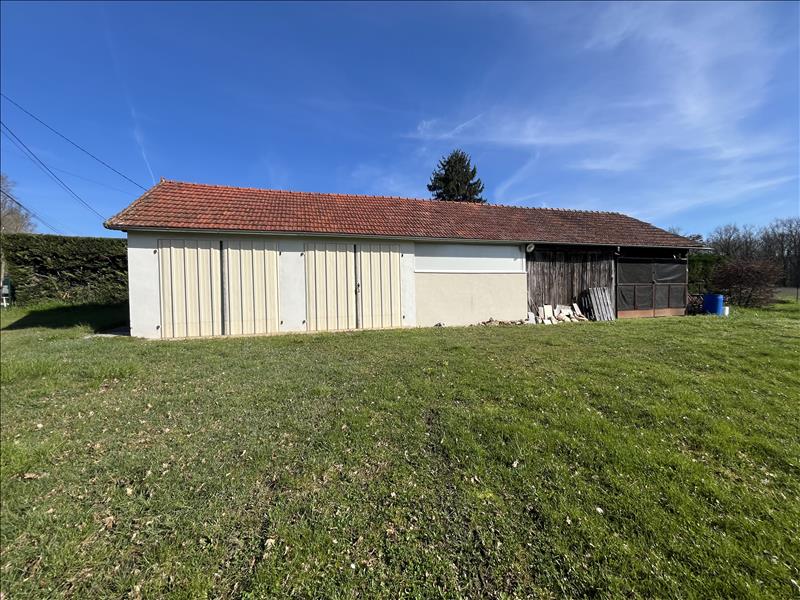 Vente Parking THAUMIERS - -  85 m² - (18210)