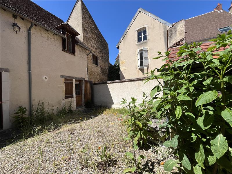 Vente Maison ST AMAND MONTROND - 6 pièces -133 m² - (18200)