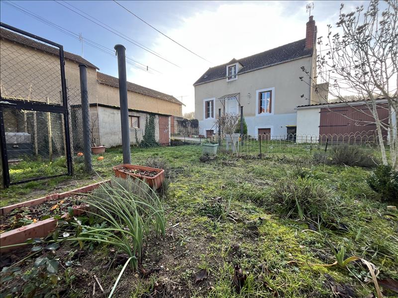 Vente Maison ST AMAND MONTROND - 4 pièces -97 m² - (18200)