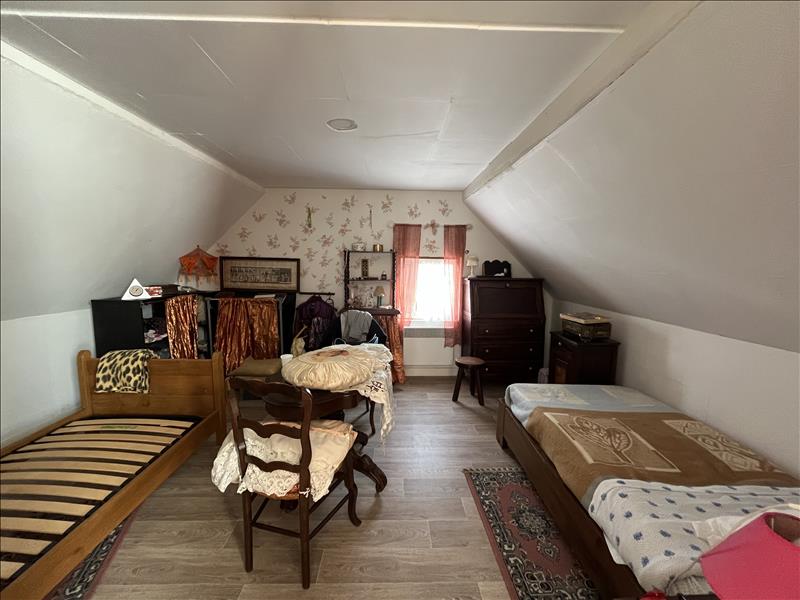 Vente Maison ST AMAND MONTROND - 5 pièces -79 m² - (18200)