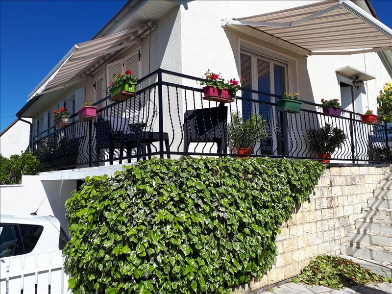 Vente Maison ST AMAND MONTROND - 5 pièces -106 m² - (18200)