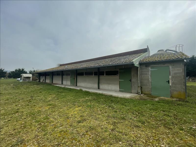 Vente Parking DREVANT - - 1 350 m² - (18200)