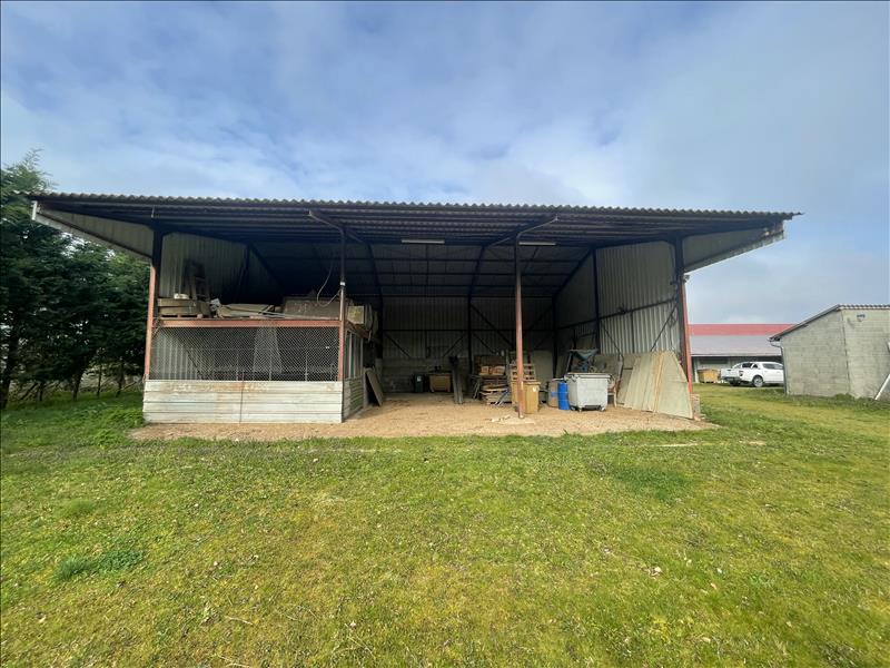 Vente Parking DREVANT - - 1 350 m² - (18200)