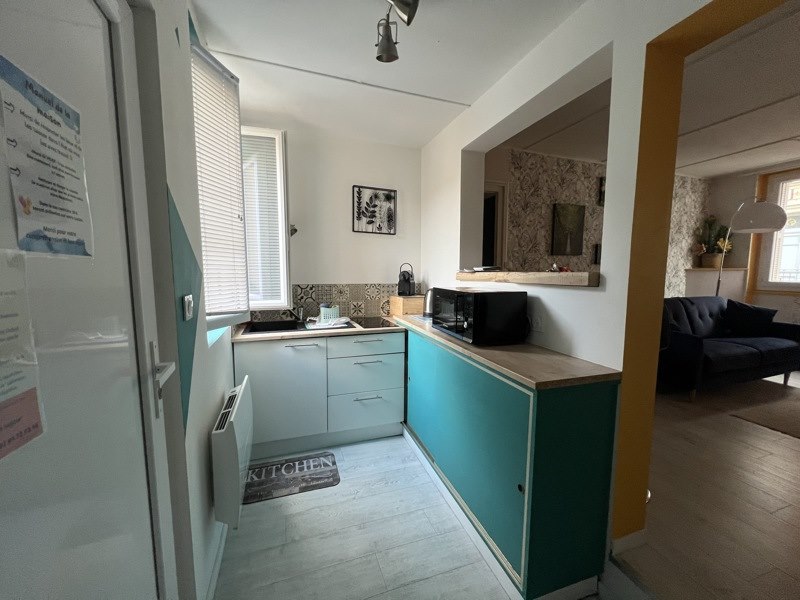 Vente Immeuble ST AMAND MONTROND - -  239 m² - (18200)