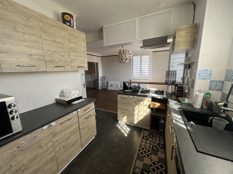 Vente Maison ST AMAND MONTROND - 6 pièces -115 m² - (18200)