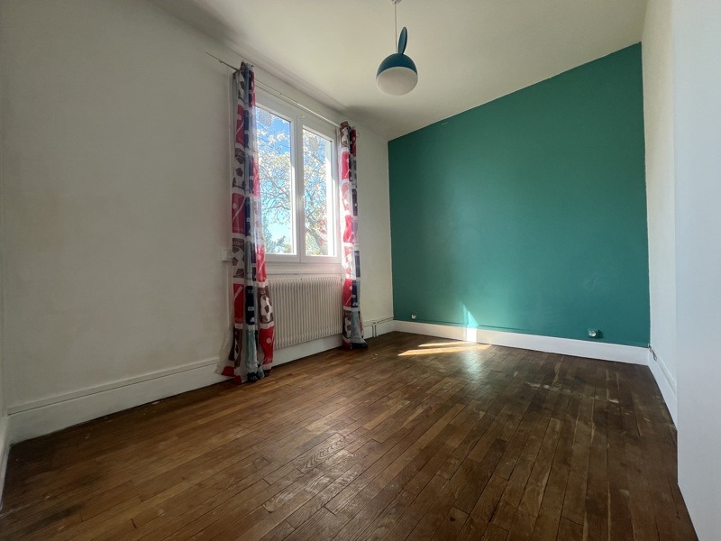 Vente Maison ST AMAND MONTROND - 6 pièces -115 m² - (18200)