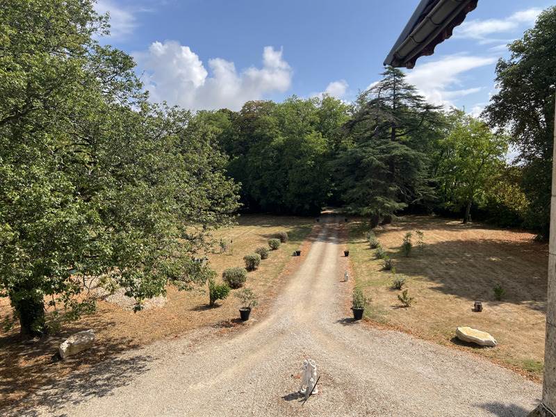 Vente Maison ARCOMPS - 15 pièces -431 m² - (18200)