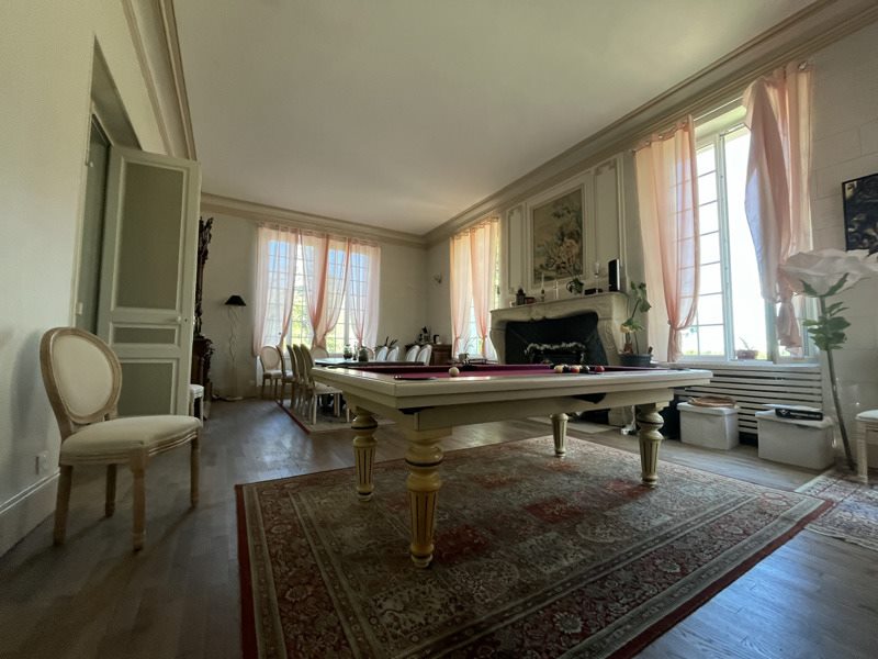 Vente Maison ARCOMPS - 15 pièces -431 m² - (18200)
