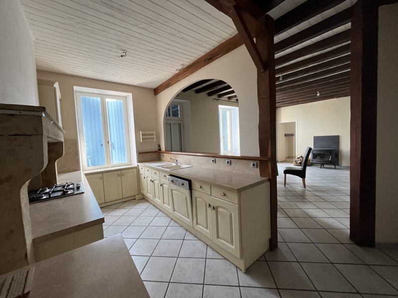 Vente Maison ST PIERRE LES ETIEUX - 6 pièces -178 m² - (18210)