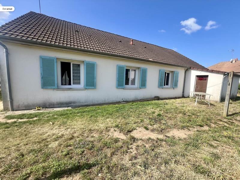 Vente Maison ST AMAND MONTROND - 5 pièces -110 m² - (18200)