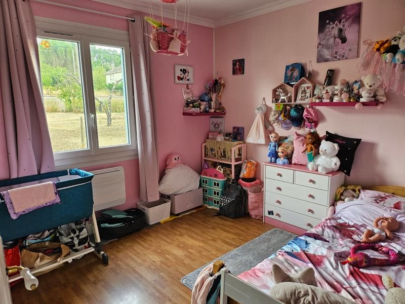 Vente Maison ST AMAND MONTROND - 5 pièces -110 m² - (18200)