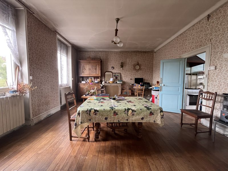 Vente Maison ST AMAND MONTROND - 3 pièces -77 m² - (18200)