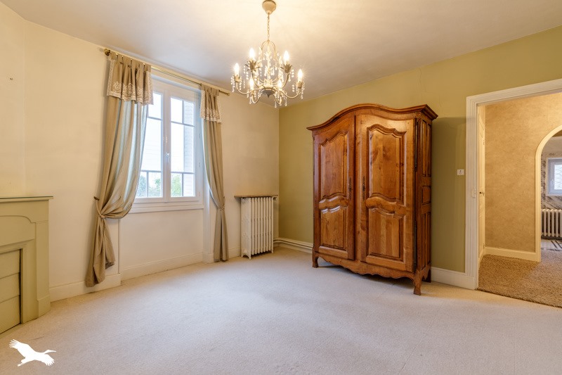 Vente Maison ST AMAND MONTROND - 5 pièces -120 m² - (18200)