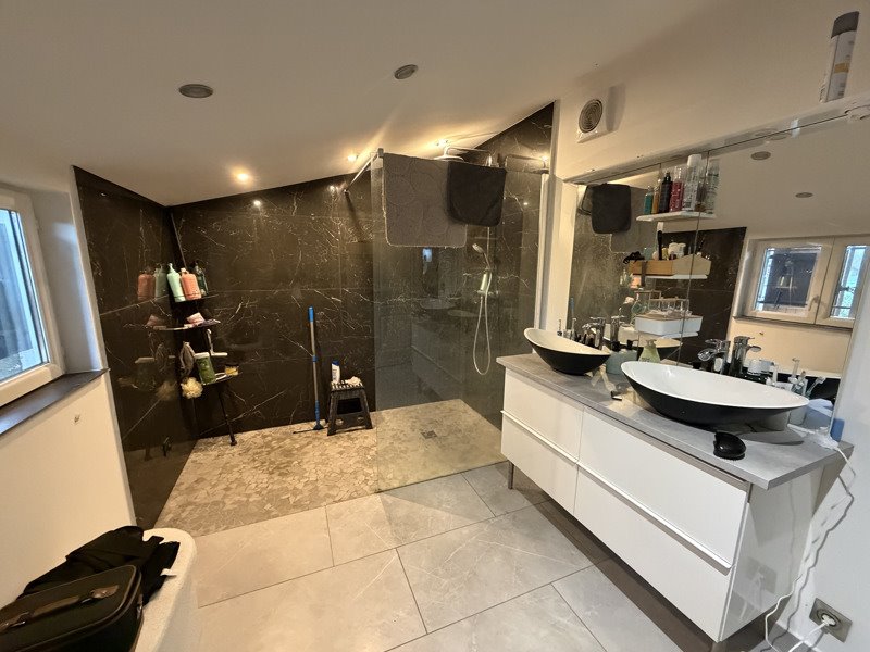 Vente Maison UZAY LE VENON - 7 pièces -194 m² - (18190)
