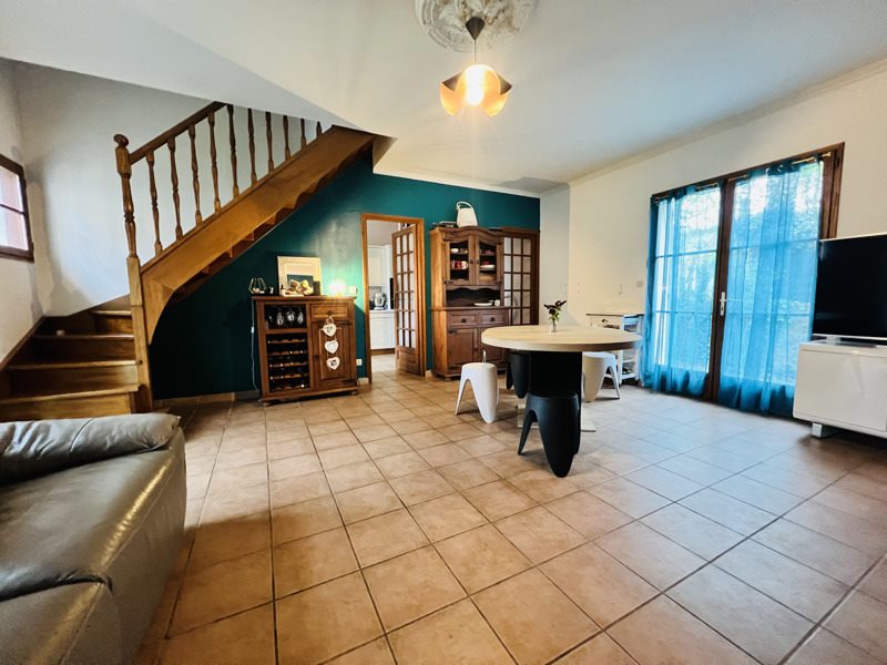 Vente Maison ST AMAND MONTROND - 6 pièces -155 m² - (18200)