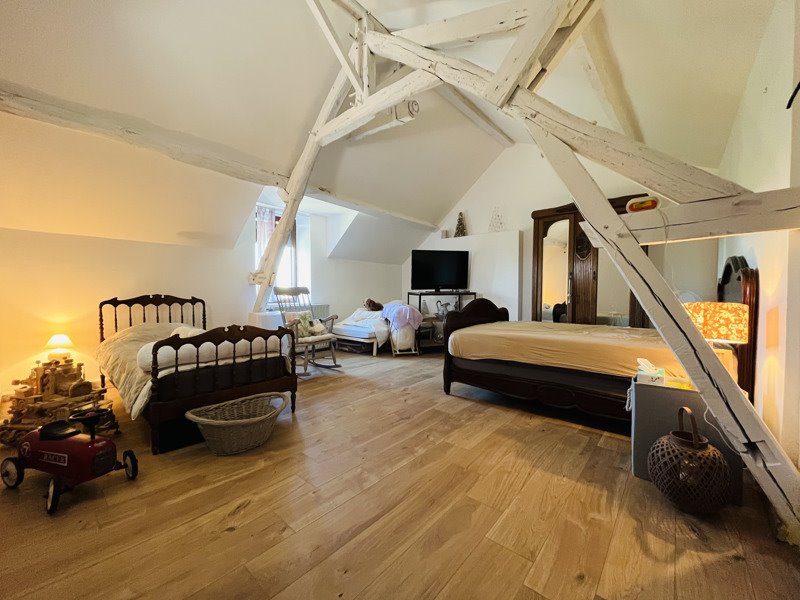 Vente Maison AUGY SUR AUBOIS - 5 pièces -170 m² - (18600)