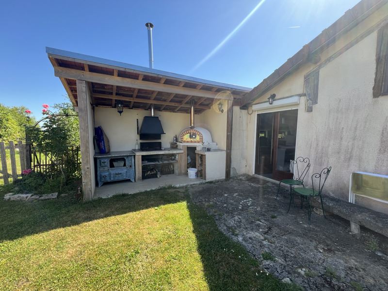 Vente Maison AUGY SUR AUBOIS - 5 pièces -170 m² - (18600)