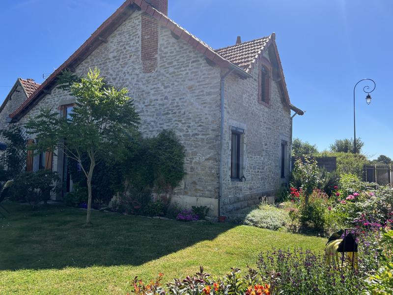 Vente Maison AUGY SUR AUBOIS - 5 pièces -170 m² - (18600)