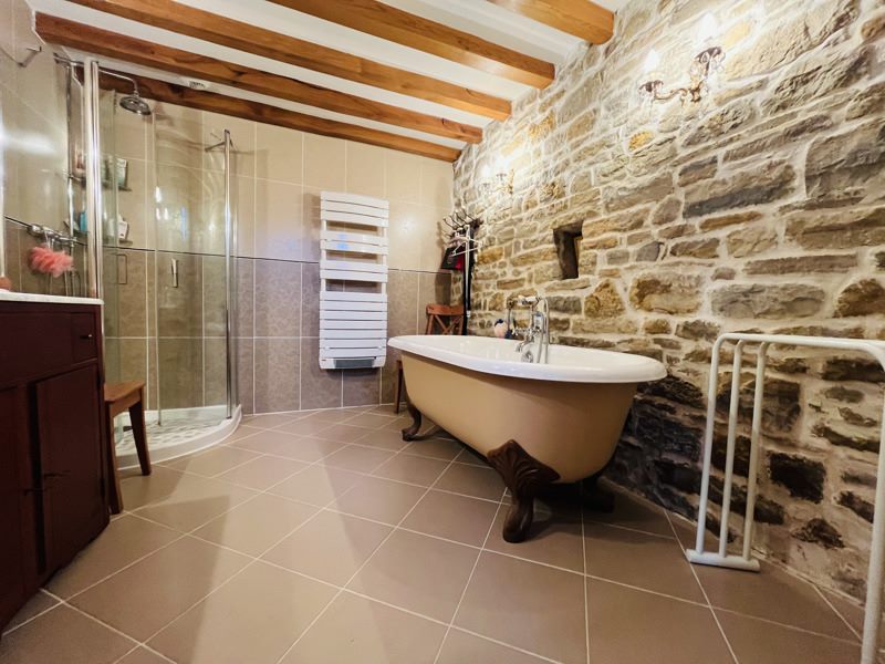 Vente Maison AUGY SUR AUBOIS - 5 pièces -170 m² - (18600)