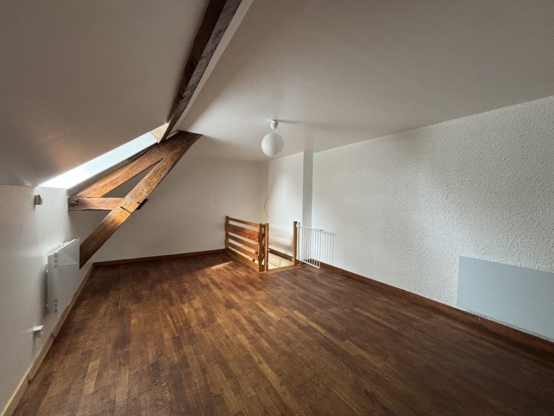 Vente Maison LA CELLE - 8 pièces -224 m² - (18200)