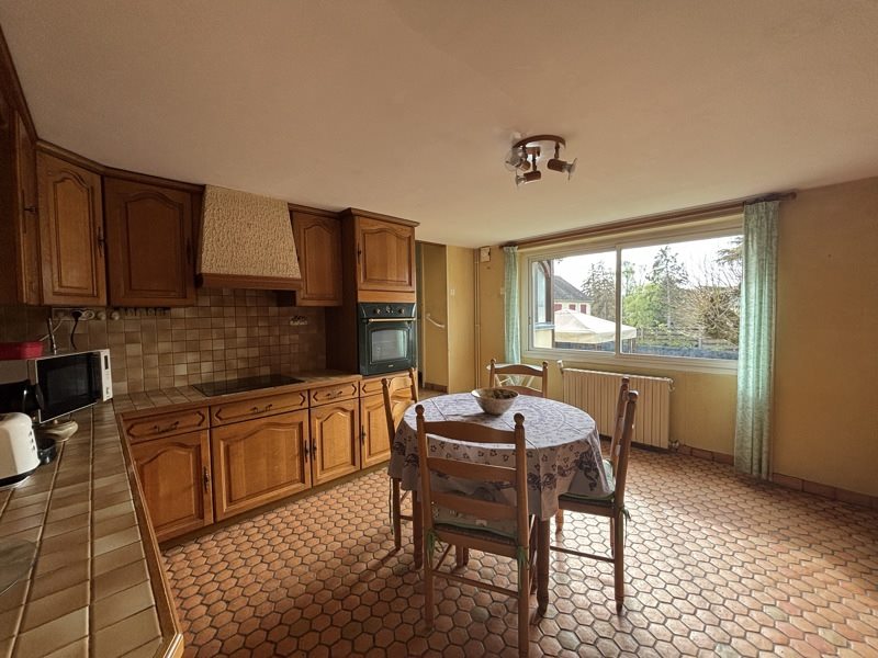 Vente Maison LA CELLE - 8 pièces -270 m² - (18200)