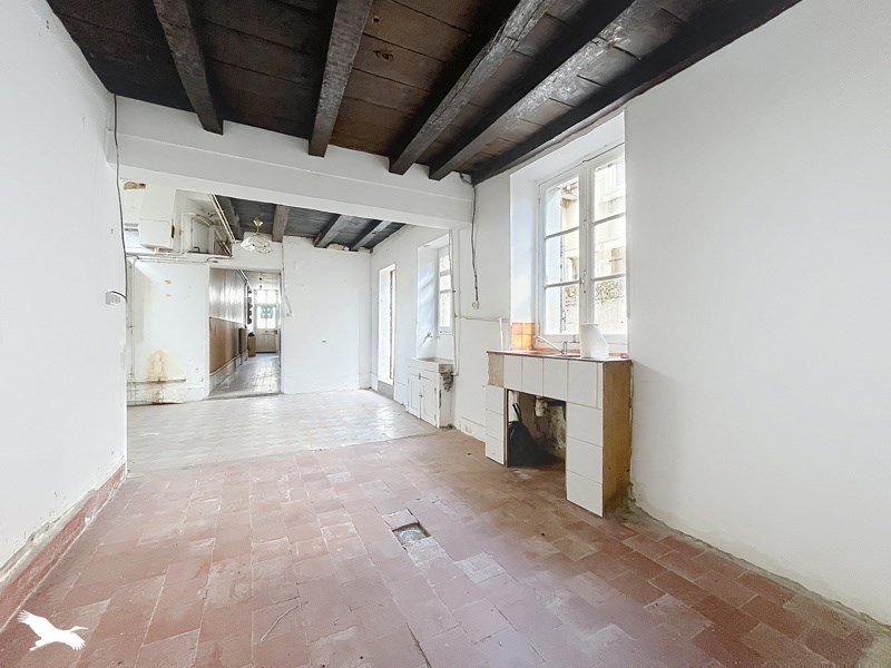 Maison 3 pièces 116 m² · à Saint-Amand-Montrond · 116 m² · 45 000 €