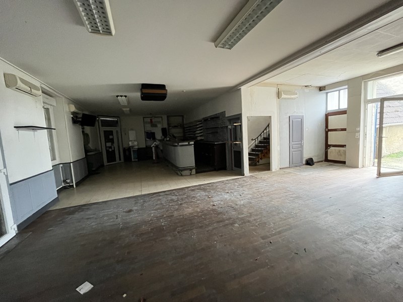 Vente Maison CHARENTON DU CHER - 7 pièces -200 m² - (18210)