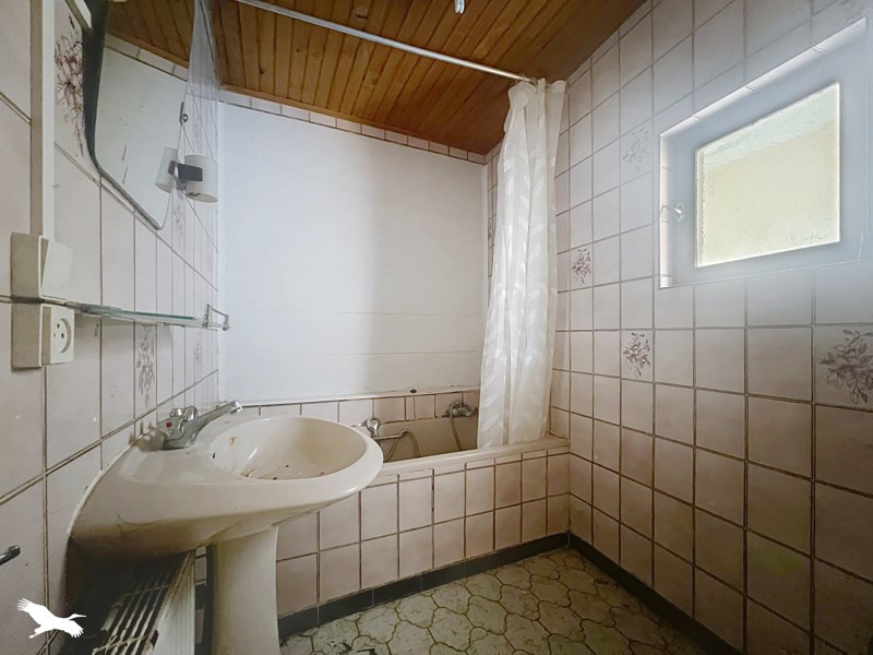 Vente Immeuble ST AMAND MONTROND - -  139 m² - (18200)