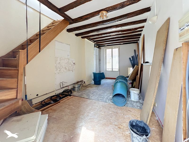 Vente Immeuble ST AMAND MONTROND - -  139 m² - (18200)