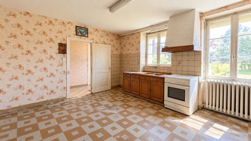 Vente Maison Nozières - 5 pièces -148 m² - (18200)