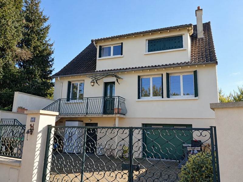 Maison 5 pièces 117 m² · à Saint-Amand-Montrond · 117 m² · 139 000 €