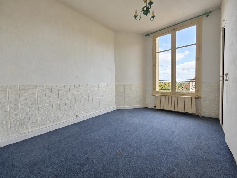 Vente Maison Saint-Amand-Montrond - 6 pièces -103 m² - (18200)