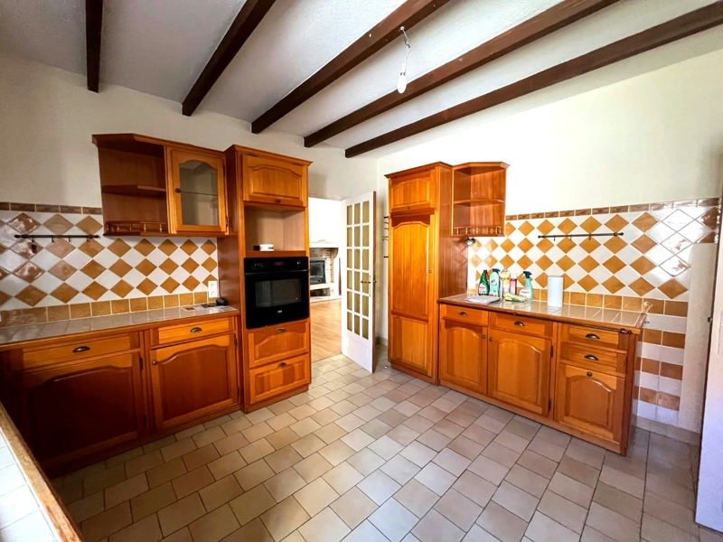 Vente Maison Saint-Amand-Montrond - 6 pièces -133 m² - (18200)