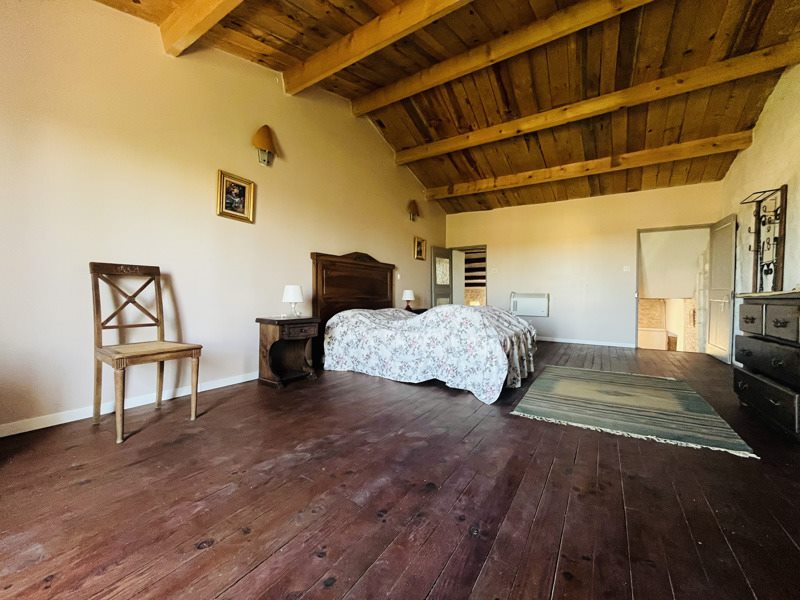 Vente Maison MOEZE - 4 pièces -200 m² - (17780)