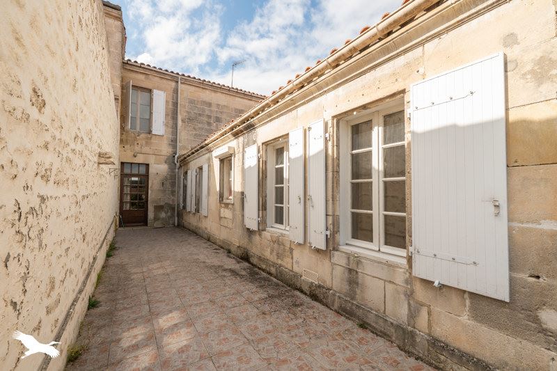 Vente Maison ROCHEFORT 17300 4 pièces - 120 m²