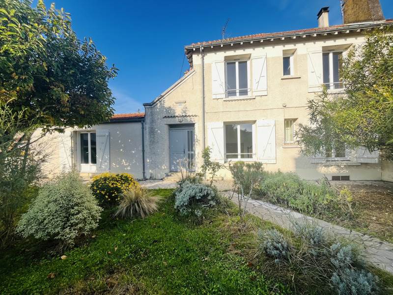 Vente Maison ROCHEFORT 17300 4 pièces - 85 m²