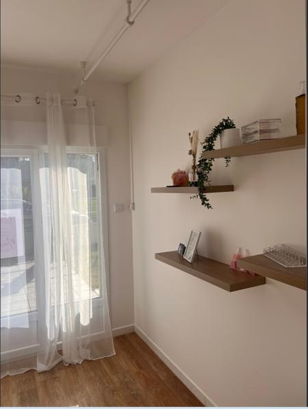 Vente Maison ECHILLAIS - 7 pièces -100 m² - (17620)