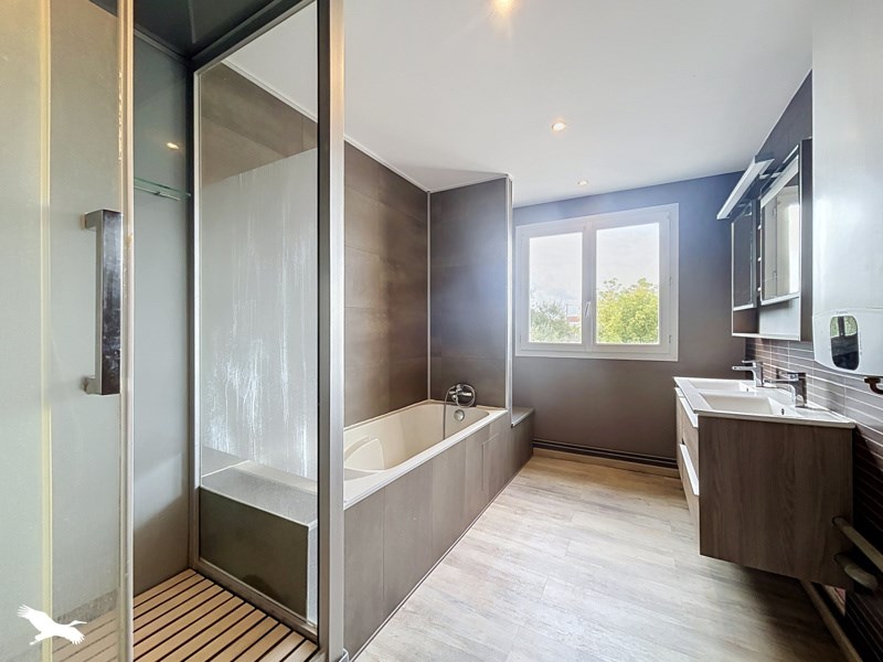 Vente Maison ROCHEFORT - 4 pièces -150 m² - (17300)
