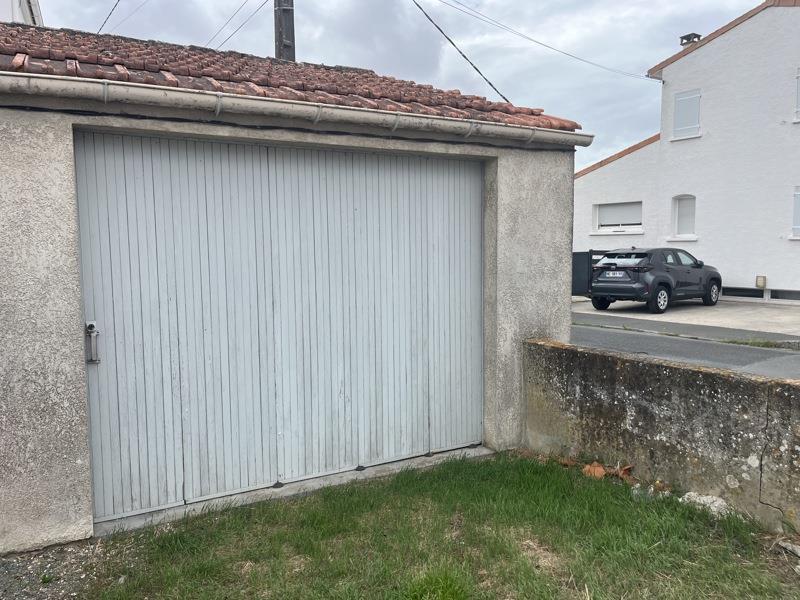 Vente Parking ROCHEFORT - -  16 m² - (17300)