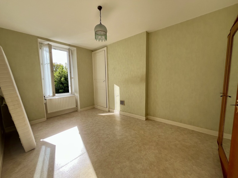 Vente Maison CHATEAUROUX - 3 pièces -82 m² - (36000)