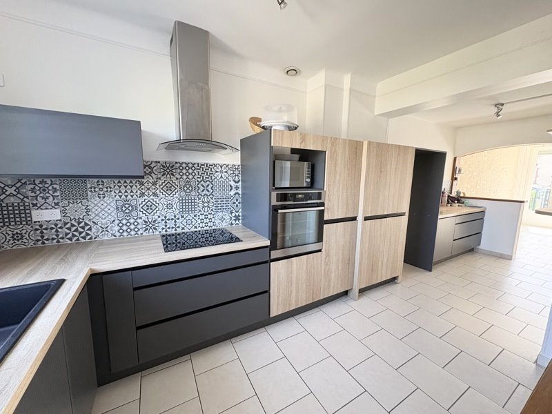 Maison 6 pièces 171 m² · à Châteauroux · 171 m² · 208 260 €