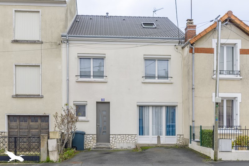 Vente Maison CHATEAUROUX - 6 pièces -171 m² - (36000)