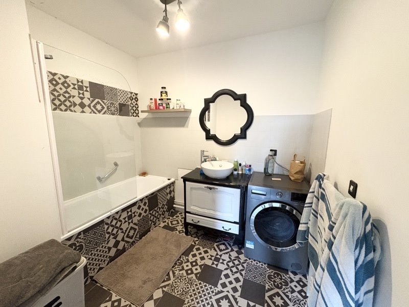 Vente Appartement CHATEAUROUX - 4 pièces -78 m² - (36000)