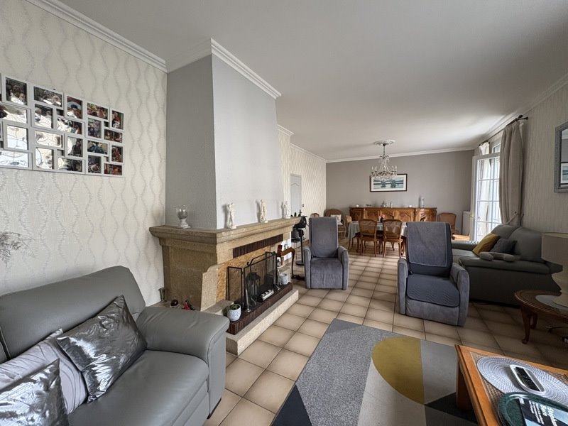Vente Maison Châteauroux - 5 pièces -163 m² - (36000)
