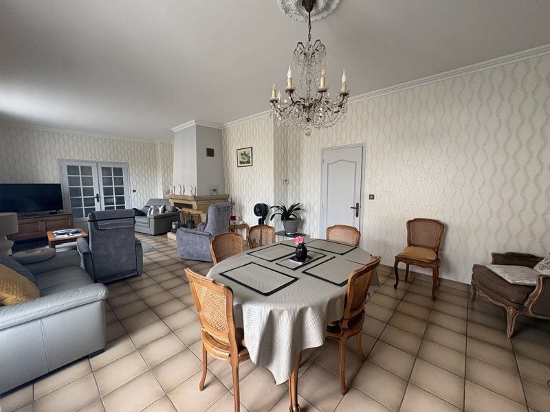 Vente Maison Châteauroux - 5 pièces -163 m² - (36000)