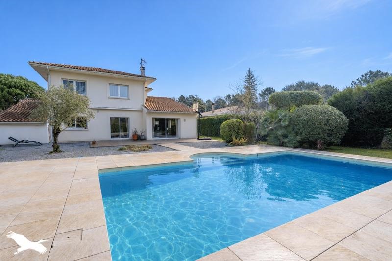 Vente Maison MERIGNAC - 7 pièces -240 m² - (33700)