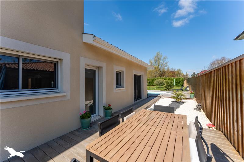 Vente Maison MERIGNAC - 6 pièces -167 m² - (33700)